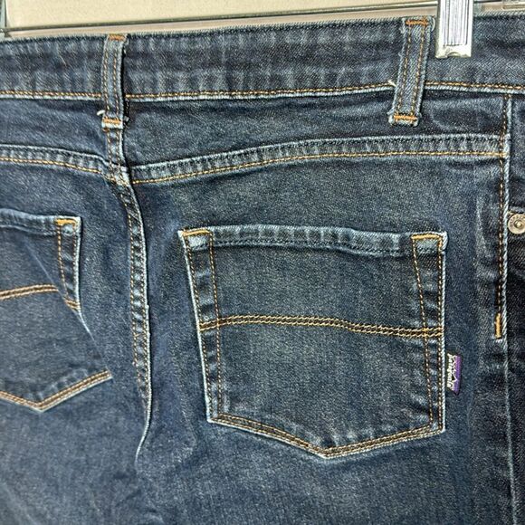 Patagonia Women’s Mid Rise Denim Jeans. Size 27. - Picture 7 of 8